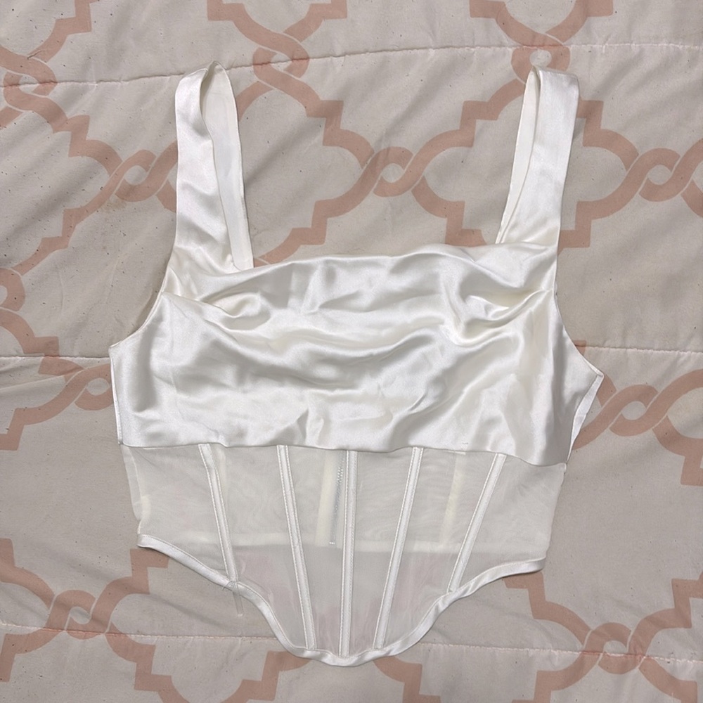 Cute white Forever 21 top.